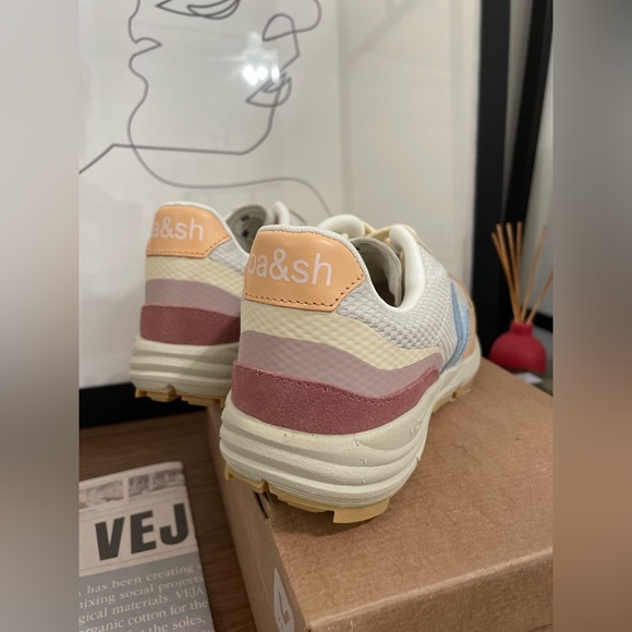 NIB Veja x ba&sh Size 38 (US 7) - Picture 7 of 8